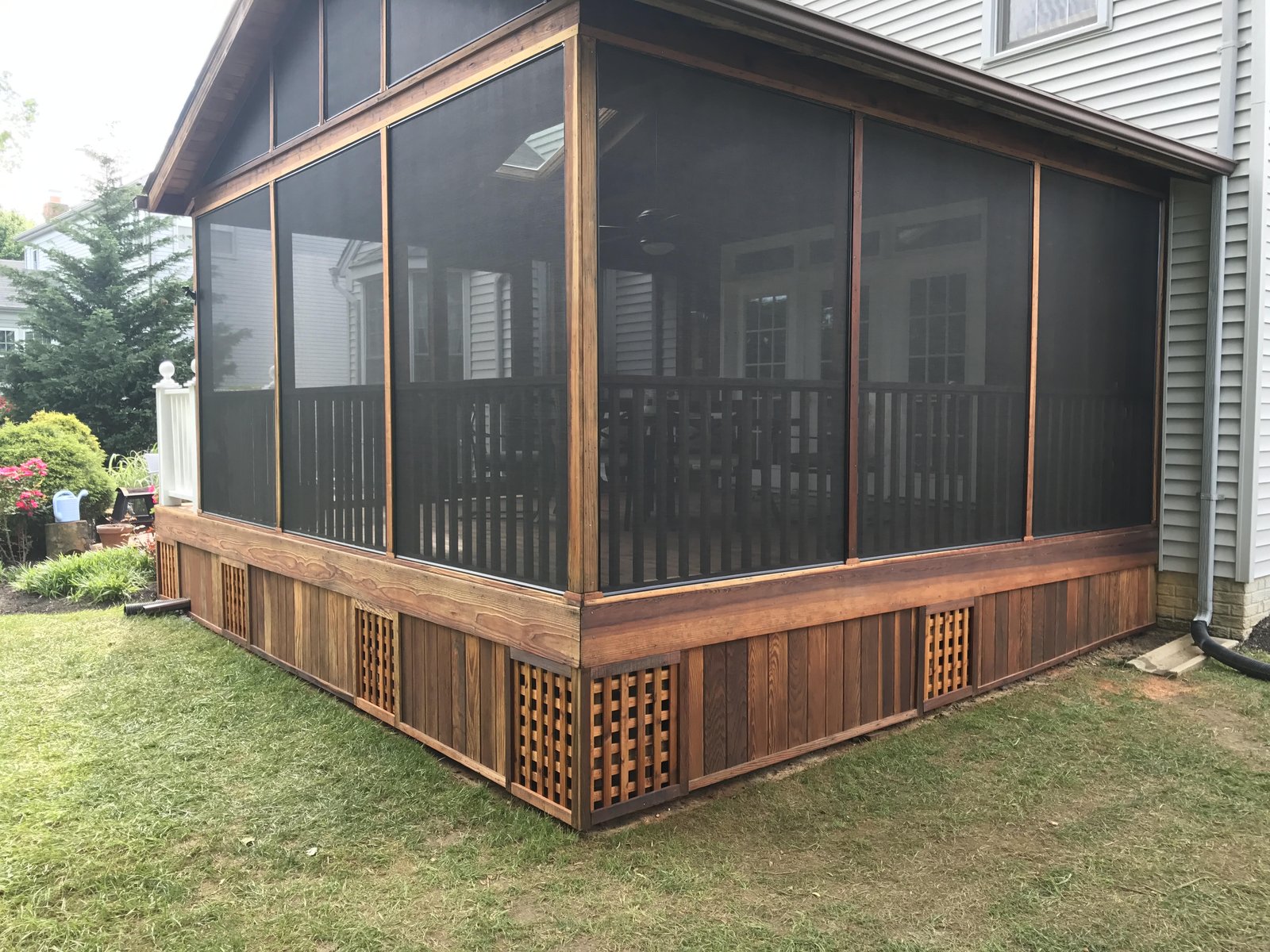 We Restore Decks screen room project